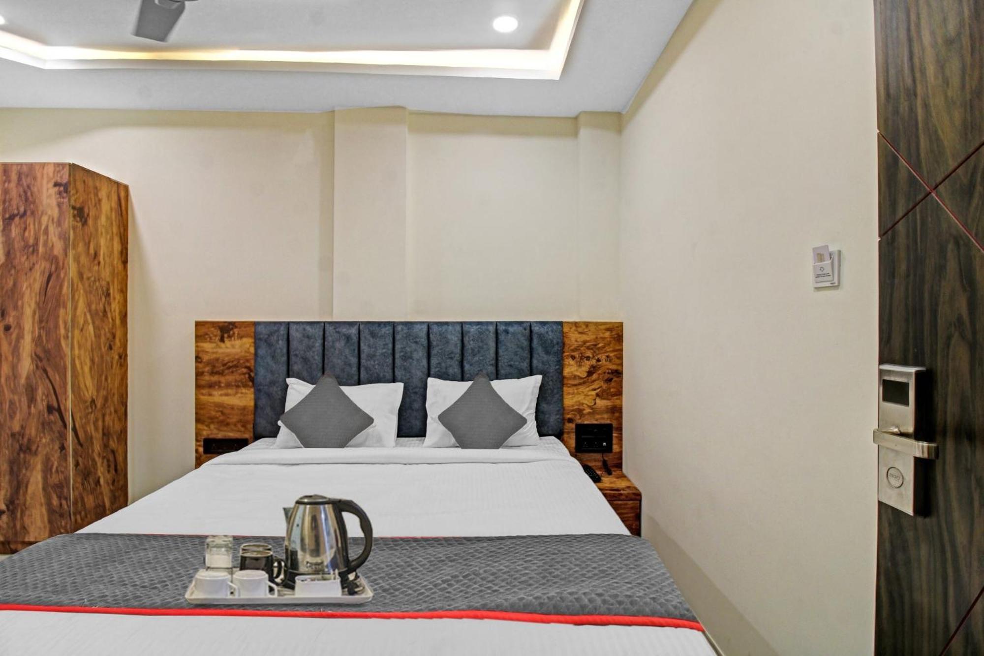 Townhouse Md Star Otel Nagpur Dış mekan fotoğraf
